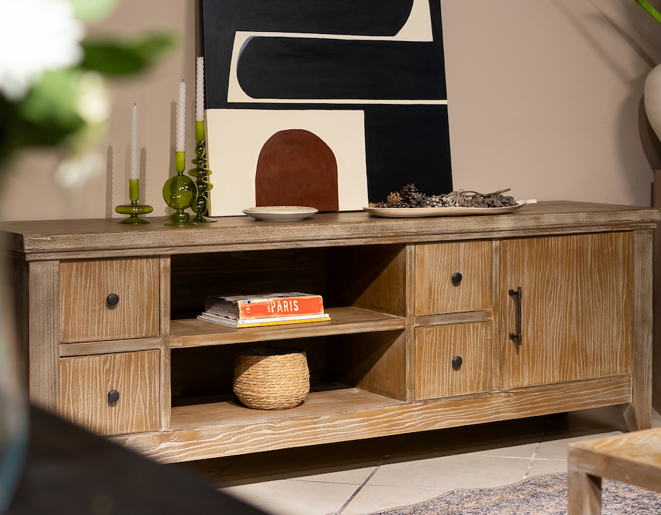 Konsol Modelleri: Salonunuzu Tamamlayan Şık ve İşlevsel Seçenekler